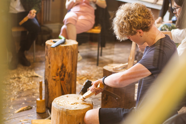 Workshop: täljning & tovning på Slöjdens Hus