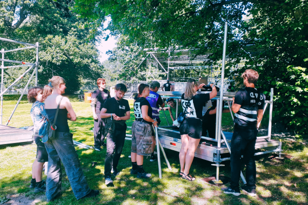 Vill du vara behind the scenes på Way Out West? Sök till funktionär!