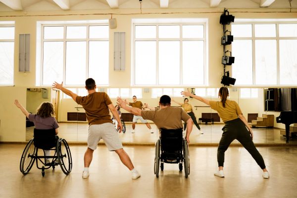 Prova på dans på höstlovet!