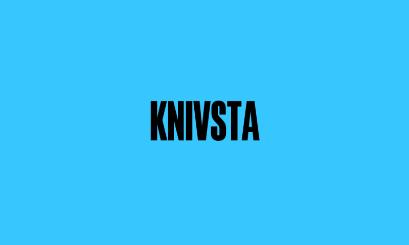 Text med ordet "Knivsta" centrerat på blå bakgrund