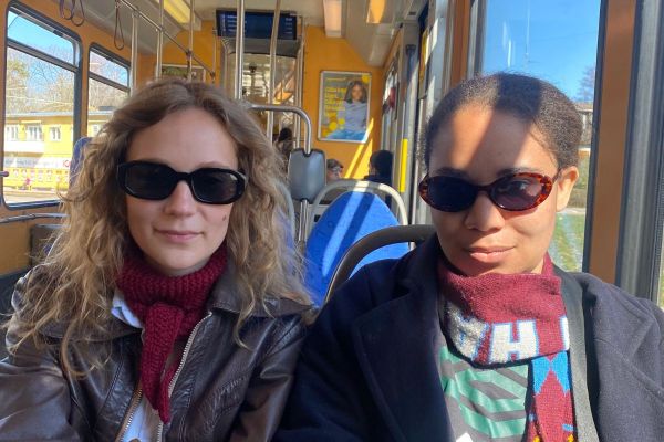 Vi backar Hanna och Lovisas konstutställning på Ringön