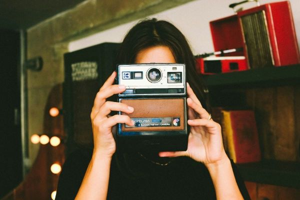 "Vi är olika men lika bra, och alla får va mé." - Konst Bonanza