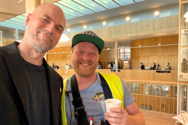 Filmplats-deltagare på stor inspelning med SVT